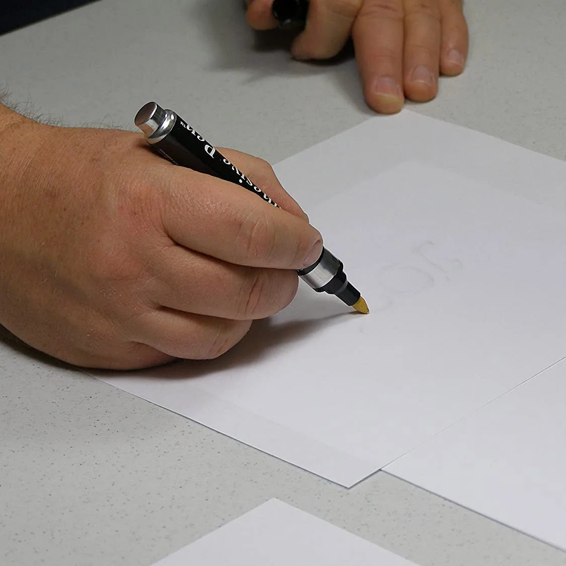 Kit de 6 hojas Pan de Oro + lápiz adhesivo Mona Lisa